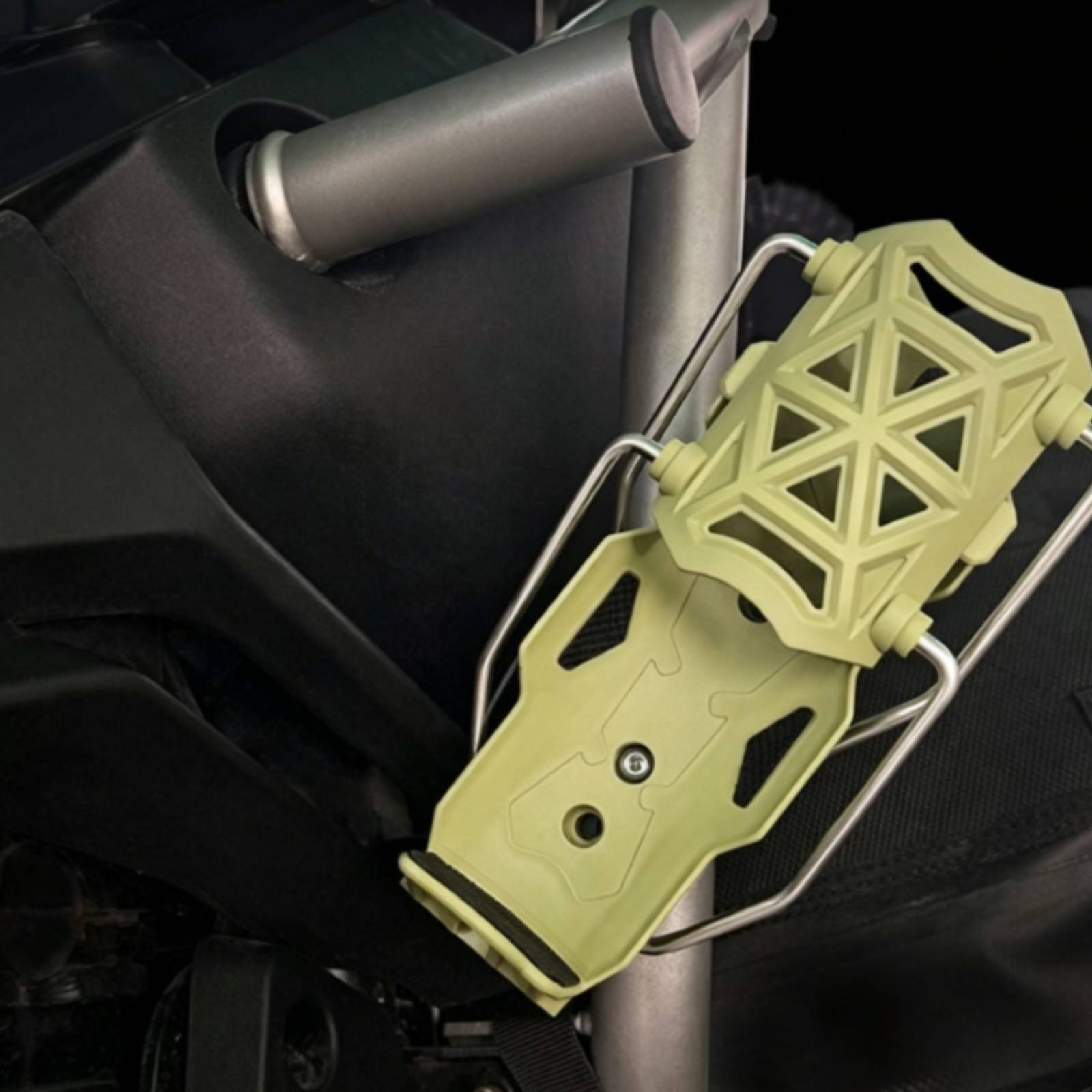 حامل أكواب للدراجات النارية قا - مراجعة Travel Accessories Holder وسعره