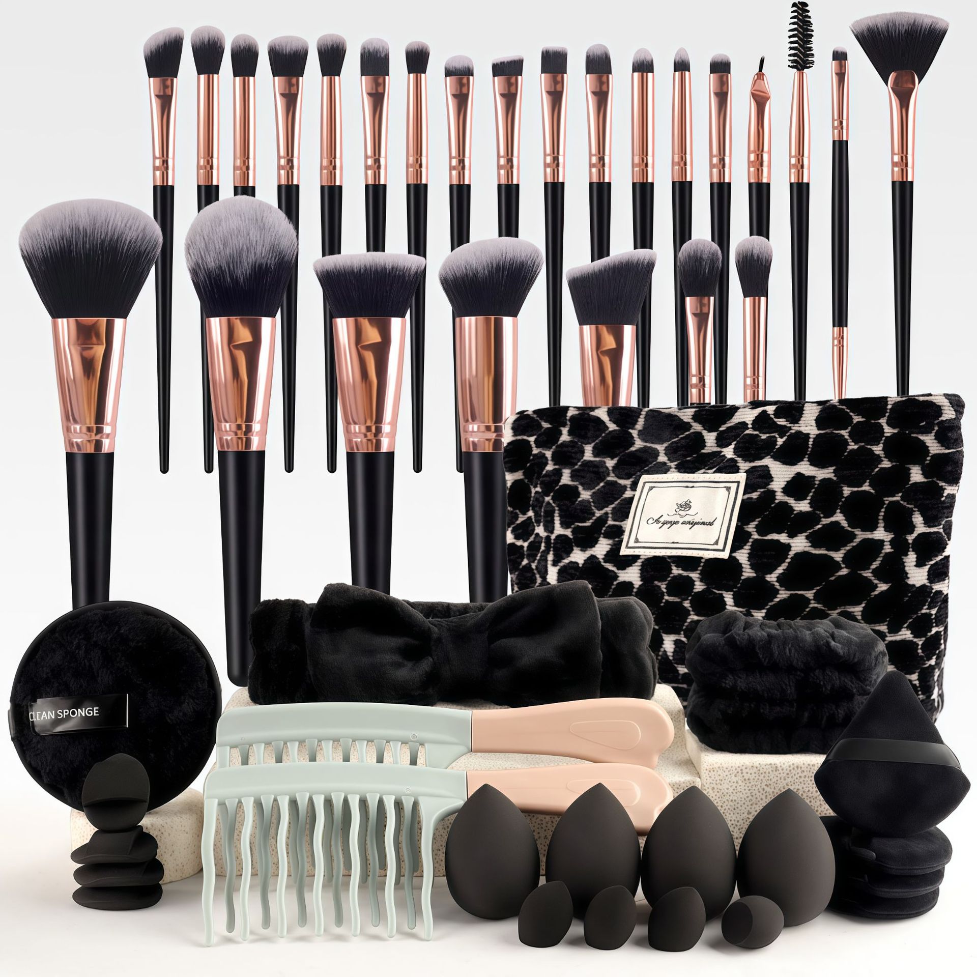مجموعة فرش مكياج أنيقة بتصميم  - مراجعة Travel Accessories Kit Bag وسعره