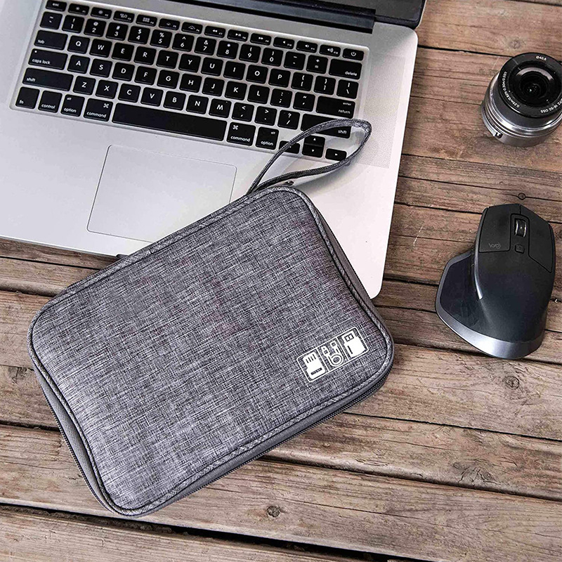 حقائب محمولة لتنظيم حزام الساع - مراجعة Travel Accessories Apple وسعره